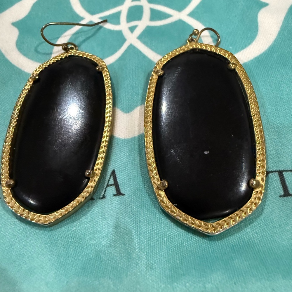 Black and Gold Statement Danielle Kendra Scott earrings!